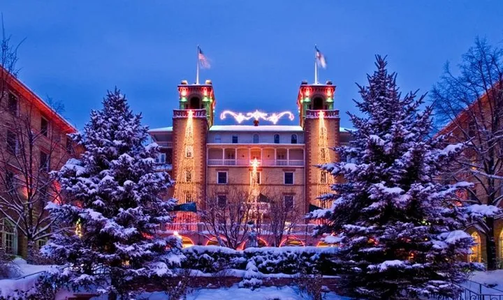 Self-Guided Scavenger Hunt: Glenwood Springs Hospitality Hunt