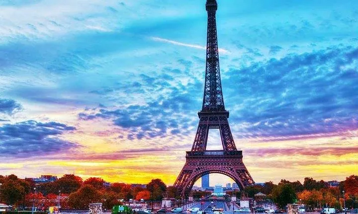 Paris By Day - Motion Tour - Private Trip