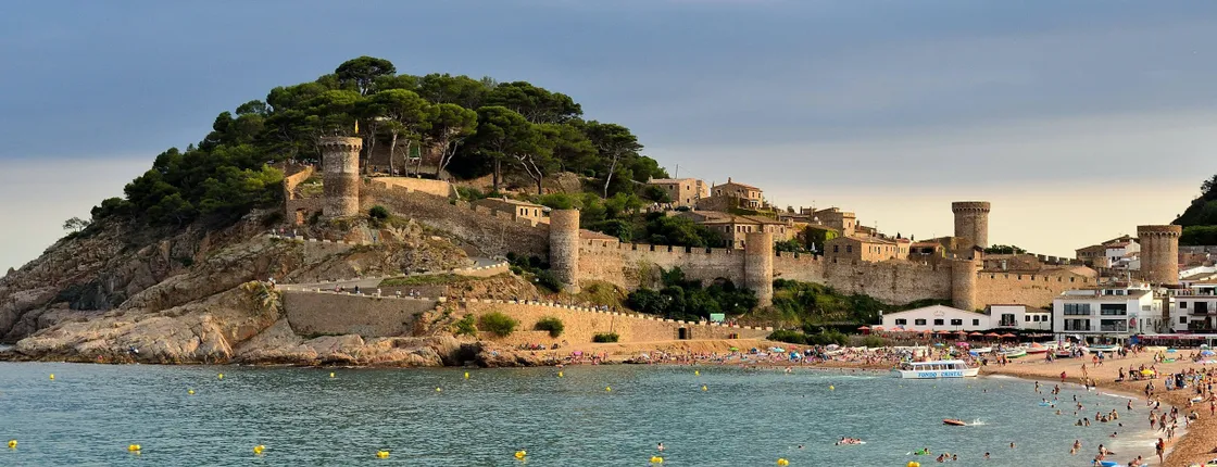 Costa Brava and Tossa de Mar with a panoramic boat ride