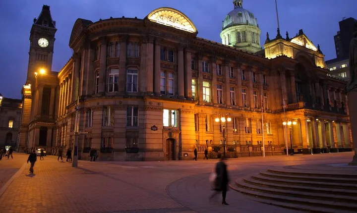 Birmingham Ghost Hunt: Haunted City Escape Game