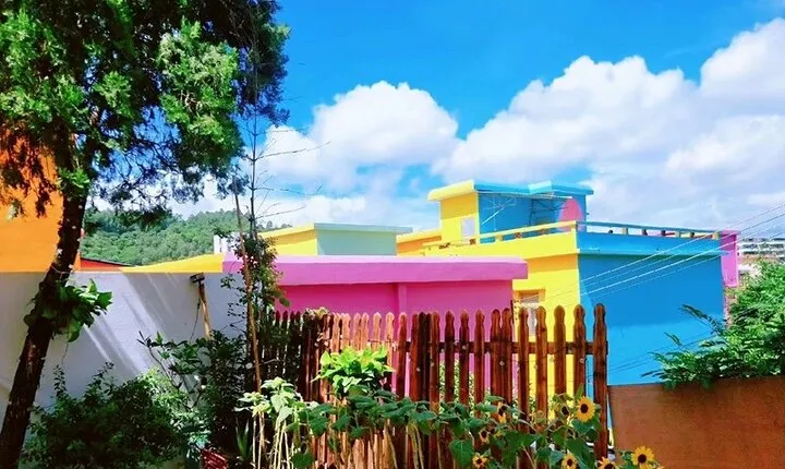 Private Day Tour to Shibansha Islet and Rainbow Village from Guangzhou