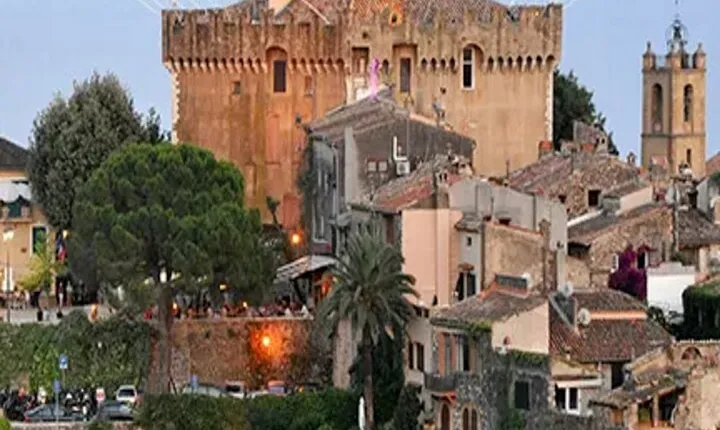 4 Hours Private Tour in Cagnes sur Mer and Nice