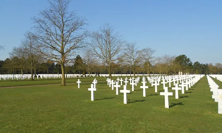 Private Normandy Tour DDay Landing Beaches from Deauville