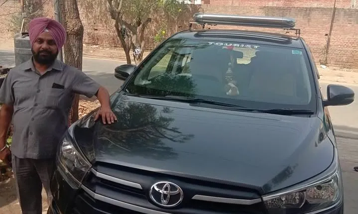 Private Transfer From Delhi to Agra By Car