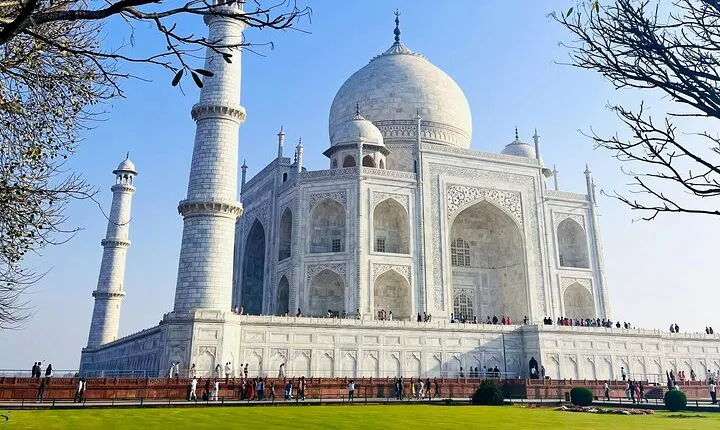 Delhi to Agra and The Taj Mahal at Sunrise Day-Trip