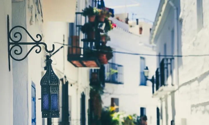 Nerja (Pueblo) + Frigiliana & El Acebuchal - Semi-Private