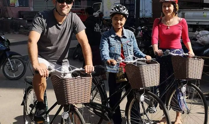 Bicycle Food Tour in Mandalay