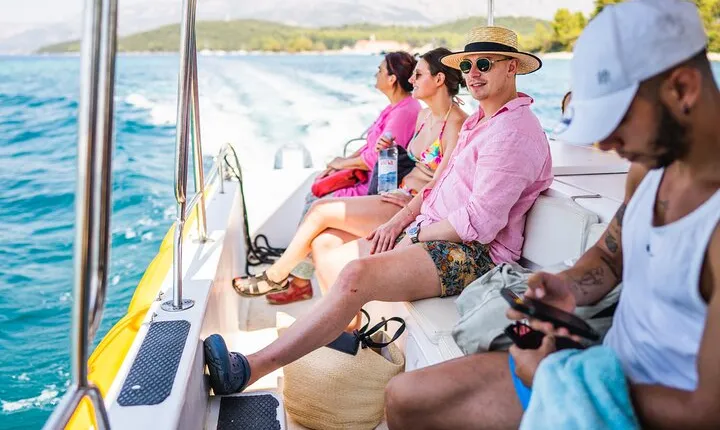 3 Islands Tour - HopOnHopOff - Daily Ticket