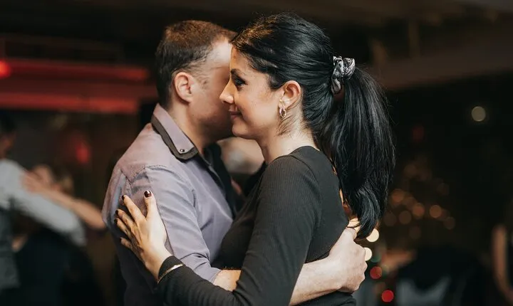 Barcelona Salsa Lovers Dance Experience