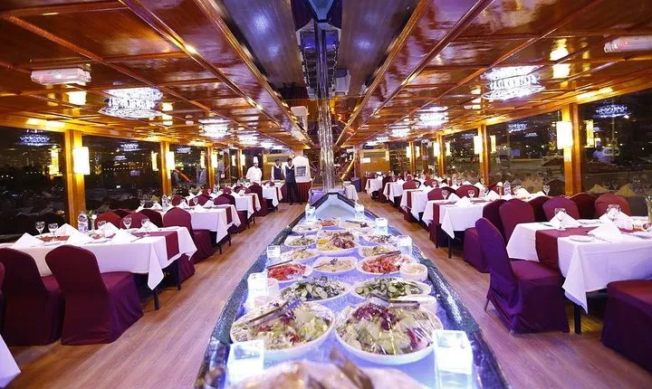 Dubai Creek 2-Hour Romantic Dinner Cruise