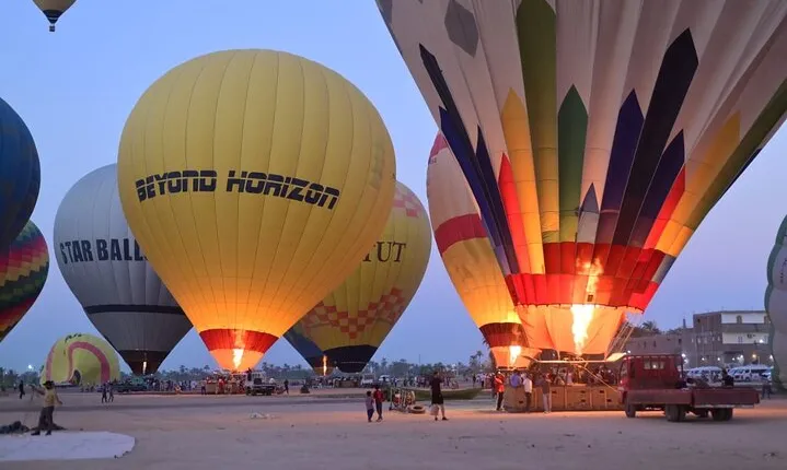 Luxury Overnight Luxor Tour from Hurghada with Sunrise Balloon