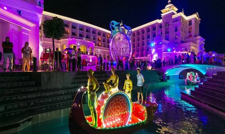 Antalya Land of Legend Night Show Transfer w/Boat Parade Show