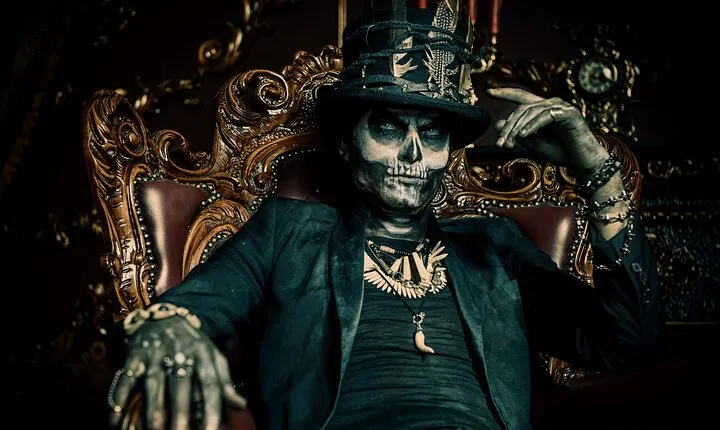 Savannah's 13 Ghosts, Voodoo, Murder & Mystery Tour