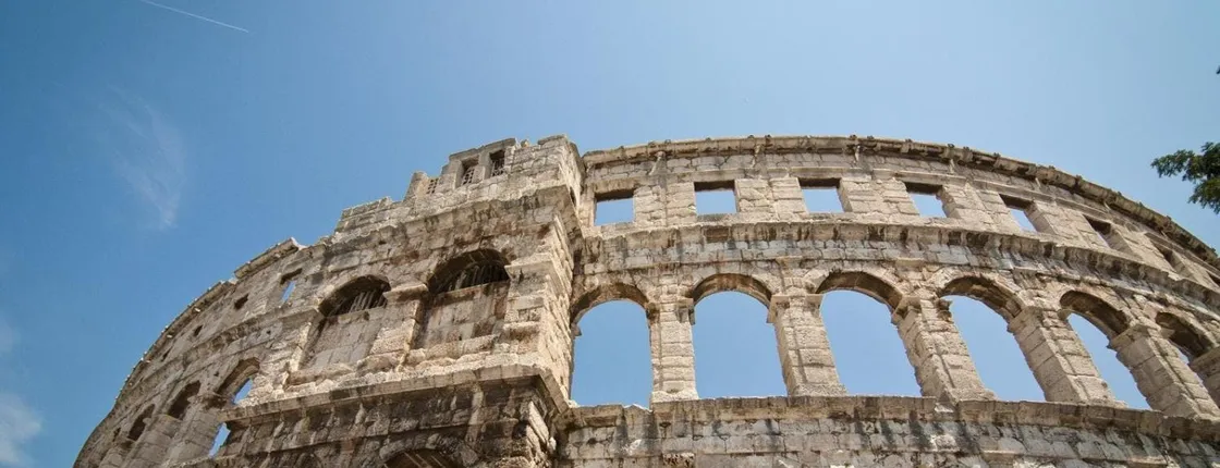 Colosseum walking tour with Roman Forum and Palatine Hill
