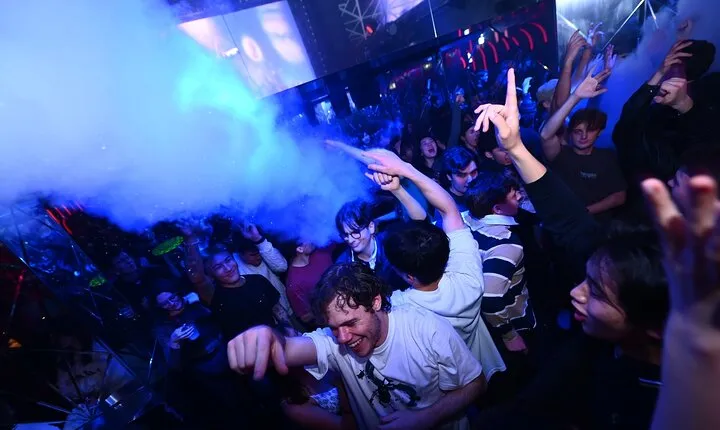 Kyoto KITSUNE Nightclub Admission Ticket For Foreign