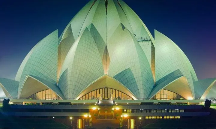 One day private temple tour of delhi In car including lunch 