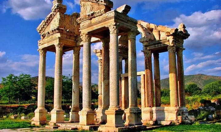 Pamukkale & Aphrodisias From Kusadasi