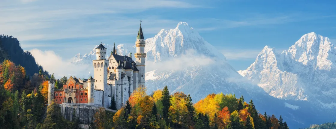 Neuschwanstein, Linderhof and Oberammergau excursion from Munich