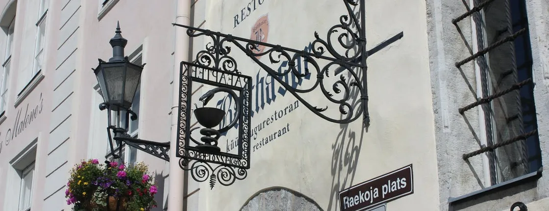 Tallinn alcohol tasting tour