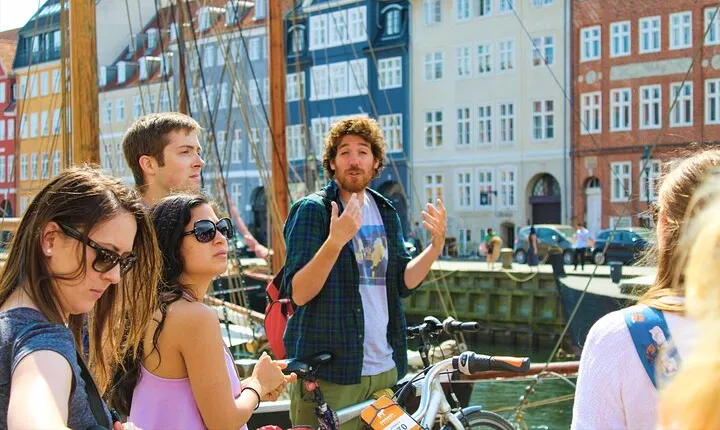 Copenhagen 1.5-hour City Highlights Bike Tour