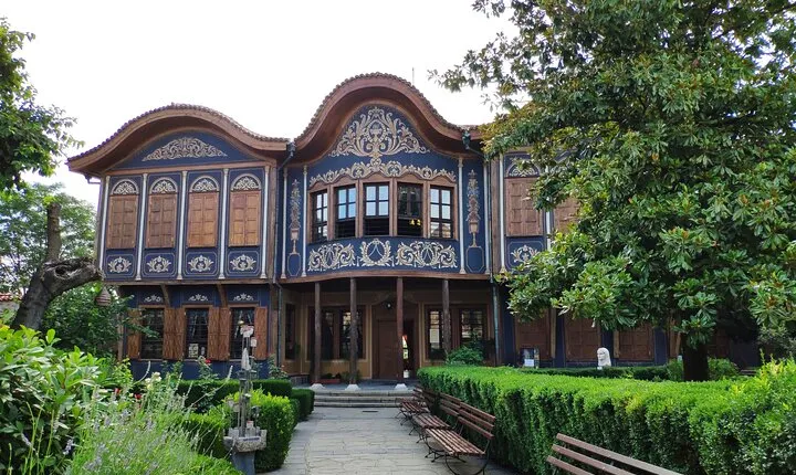 Private Virtual Tour in Plovdiv with a Local Guide