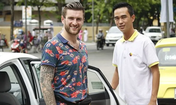 Hue to Hoi An Private Car Service with English-Speaking Driver
