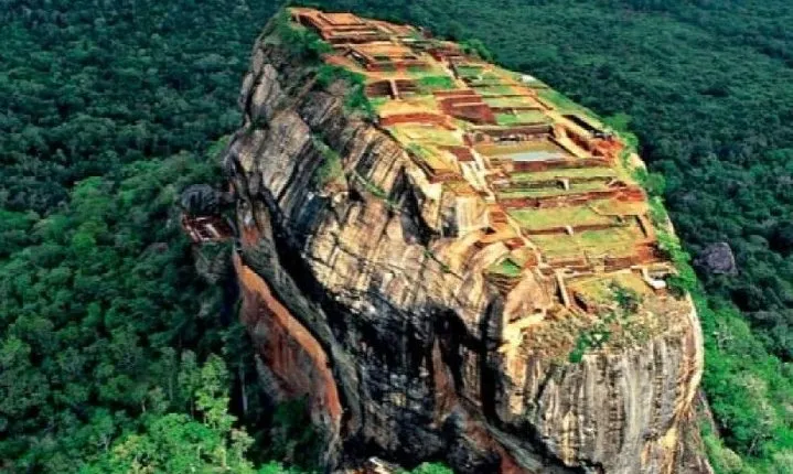 Private Day Trip To Sigiriya Rock Fortress And Dambulla Cave Temple