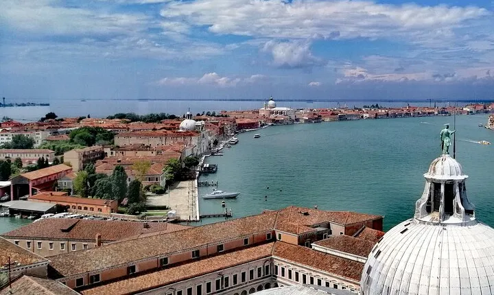 Giudecca Island Discovery Tour