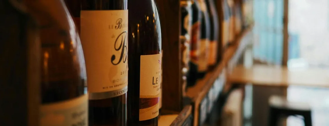 Private walking tour with beer or wine tasting
