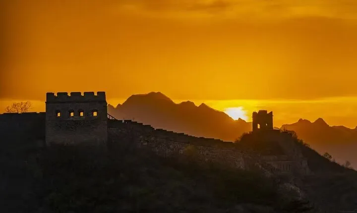 Private Transfer: Hike from Gubeikou to Jinshanling Great Wall