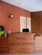 Hotel Grand Tour