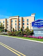 Hampton Inn By Hilton And Suites Robbinsville