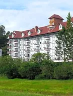 Iris House Resort