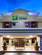 Holiday Inn Express Hotel Fort Campbell-Oak Grove