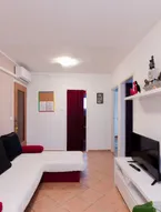 Apartments and Room Mirjana