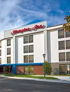Hampton Inn By Hilton Harrisburg-West