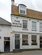 OYO White Horse Hotel