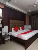 OYO 28628 Hotel Himgiri Residency