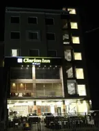 Clarion Inn Amps