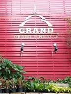 Grand Pinnacle Hotel