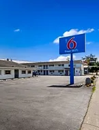Motel 6 Burlington, WA