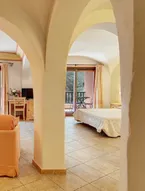 Hotel Li Graniti