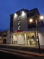 Waterfront Hotel Southport