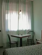 Dealuna Motel