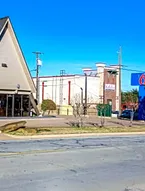 Motel 6-Arlington, TX - UTA