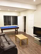 Spacious Holiday Home in Coventry Near Coventry University