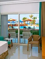 Renaissance by Marriott Sharm El Sheikh Golden View Beach Resort