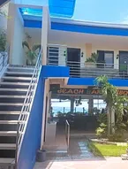 Mangos Beachfront Resort
