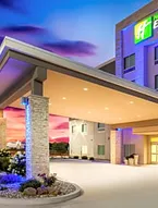 Holiday Inn Express and Suites Litchfield West
