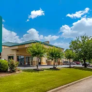 Quality Inn Auburn Campus Area I-85